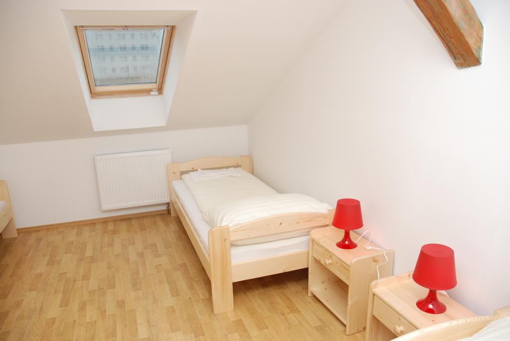 In Vino Bed & Breakfast Pohořelice Exteriör bild